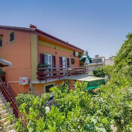 Blamax Apartamento *